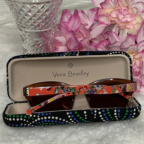 Vera Bradley Woman's 100% UV Zeal Sunglasses - NWT - Picture 2 of 4